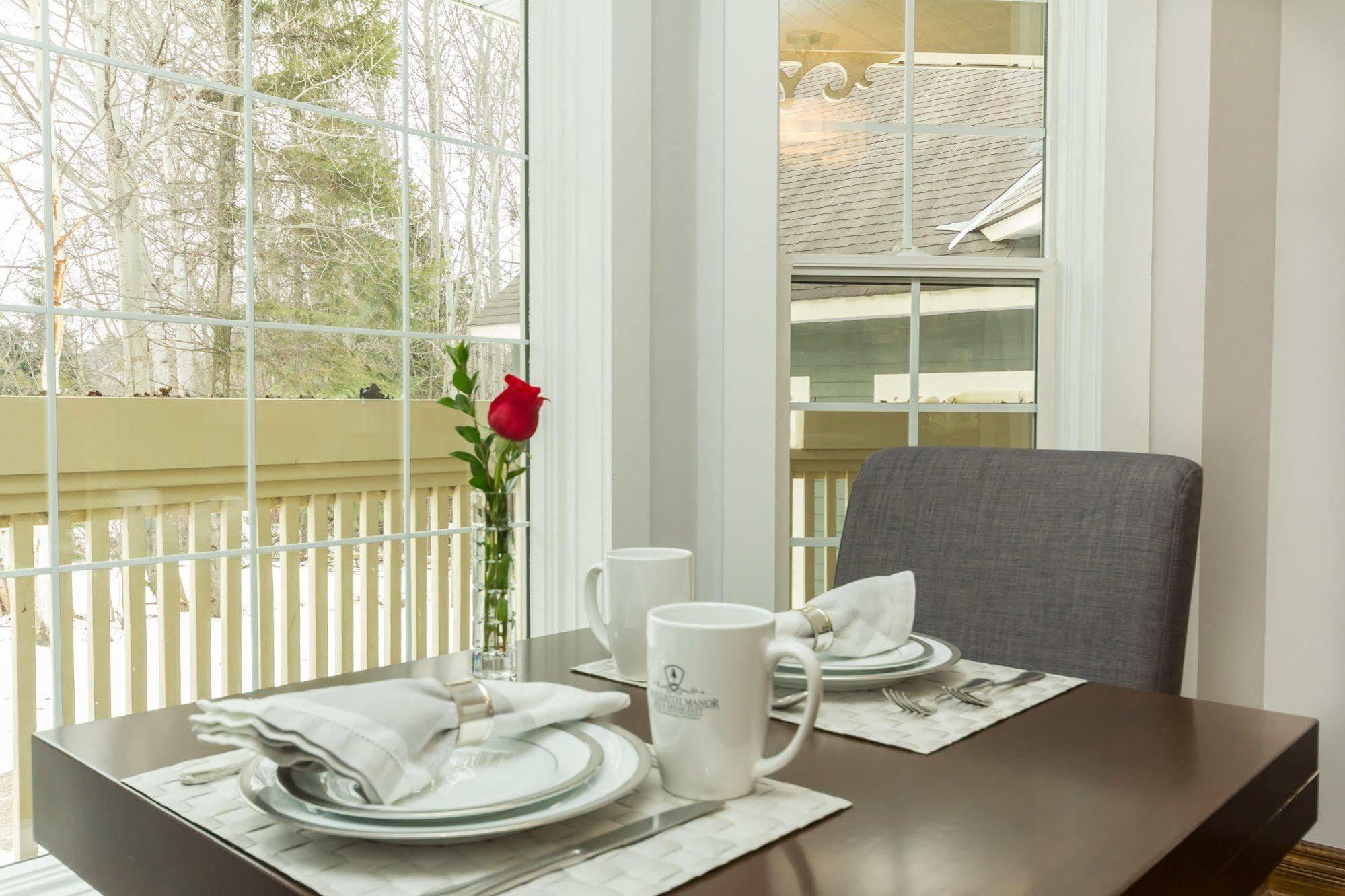 Craigleith Manor Bed & Breakfast Collingwood Exterior foto